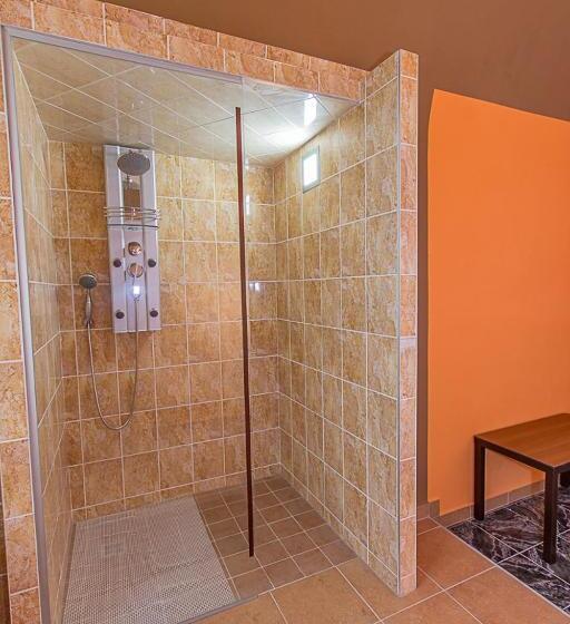 فندق Ubytování 8