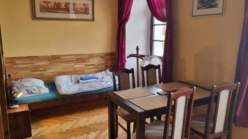 فندق Ubytování 8