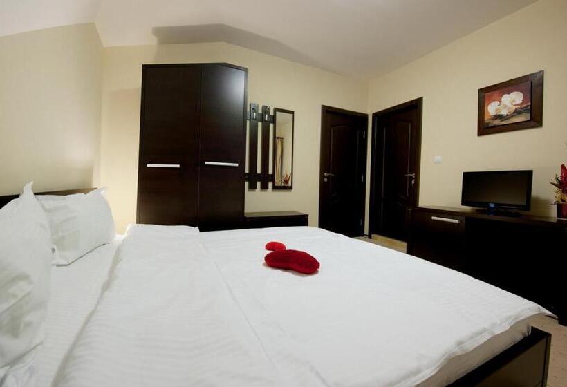 ホテル Vila Restaurant Transilvania