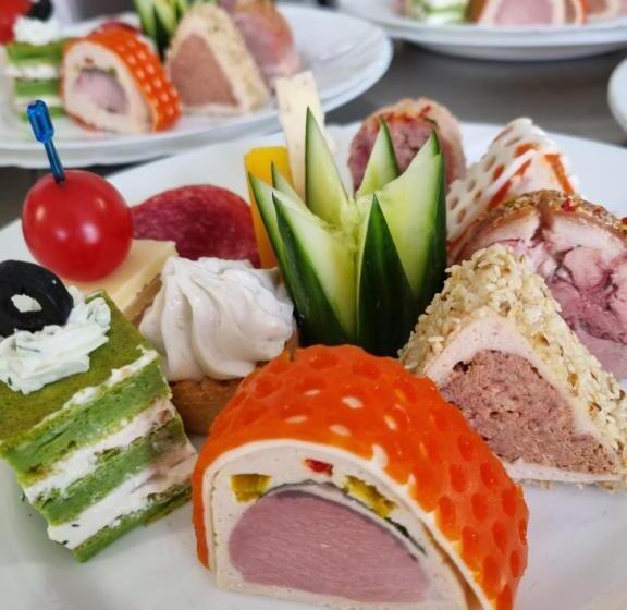 ホテル Vila Restaurant Transilvania