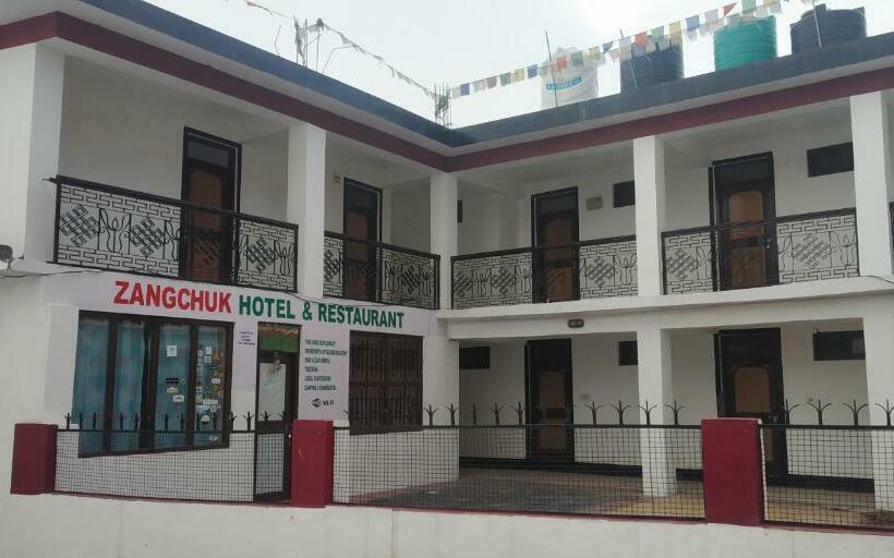 Отель Zangchuk & Restaurant