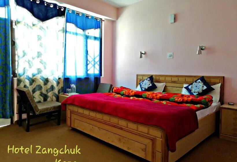 Отель Zangchuk & Restaurant