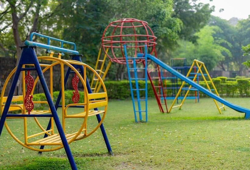 Narmada Hills Resort