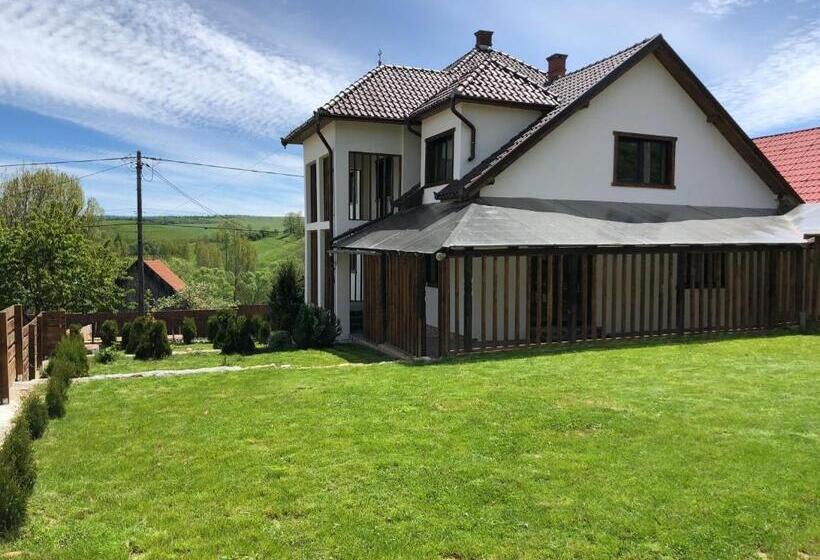 بنسيون Casa Margau