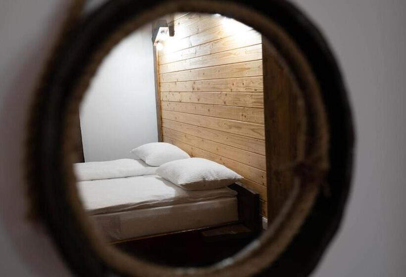 بنسيون Casa Margau