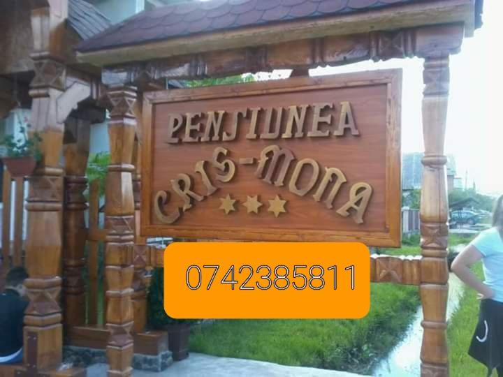 פנסיון Cris & Mona