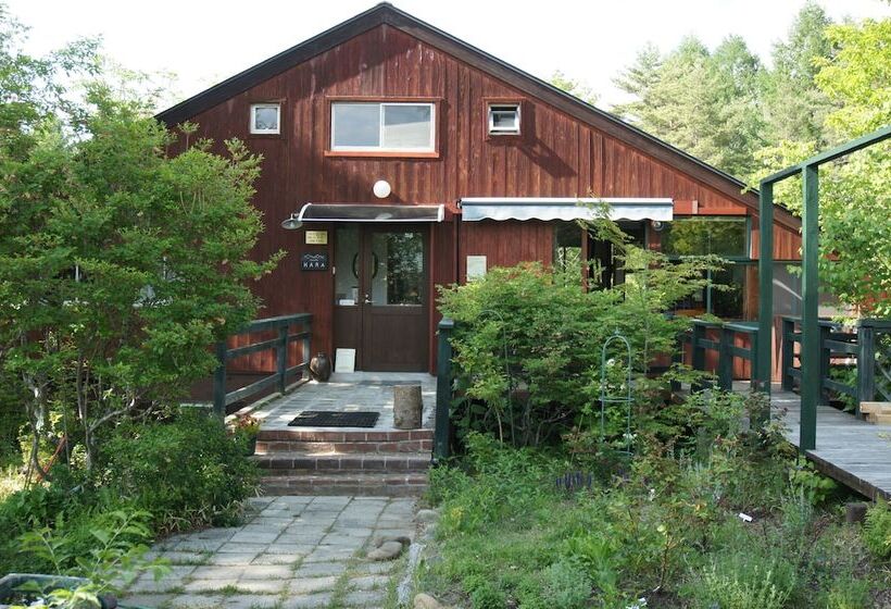 פנסיון Gallery Hara And Guest House