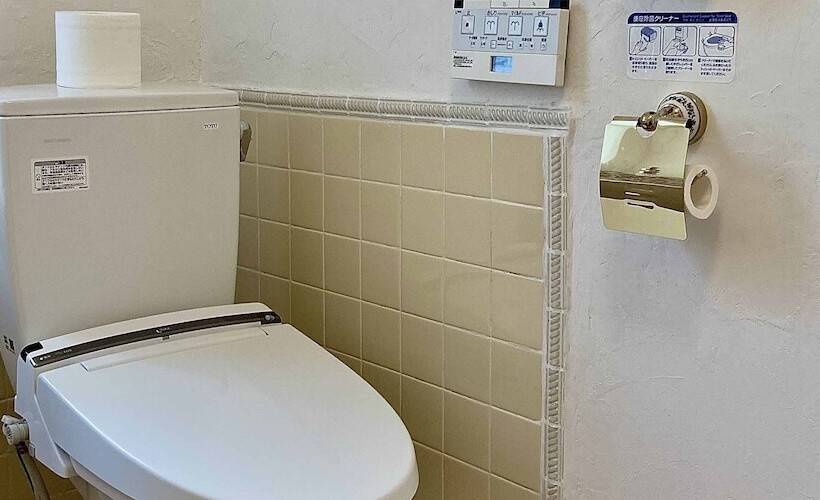 פנסיון Gallery Hara And Guest House