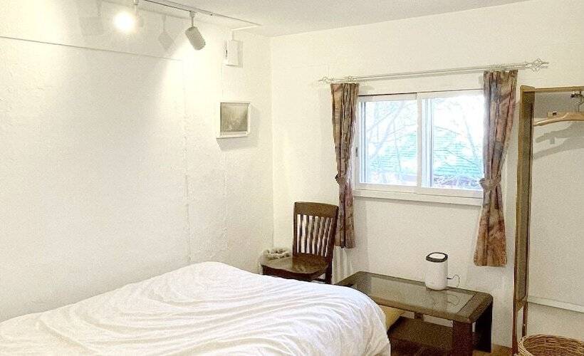 بنسيون Gallery Hara And Guest House