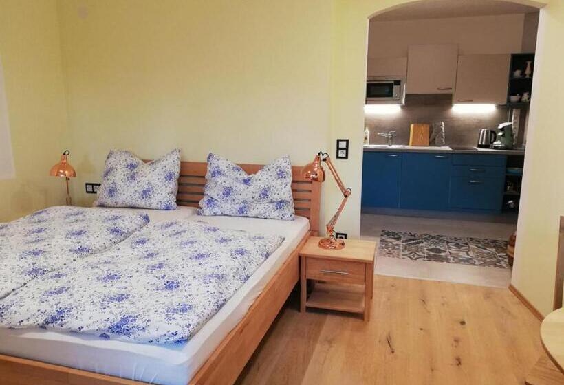 פנסיון Haus Monti