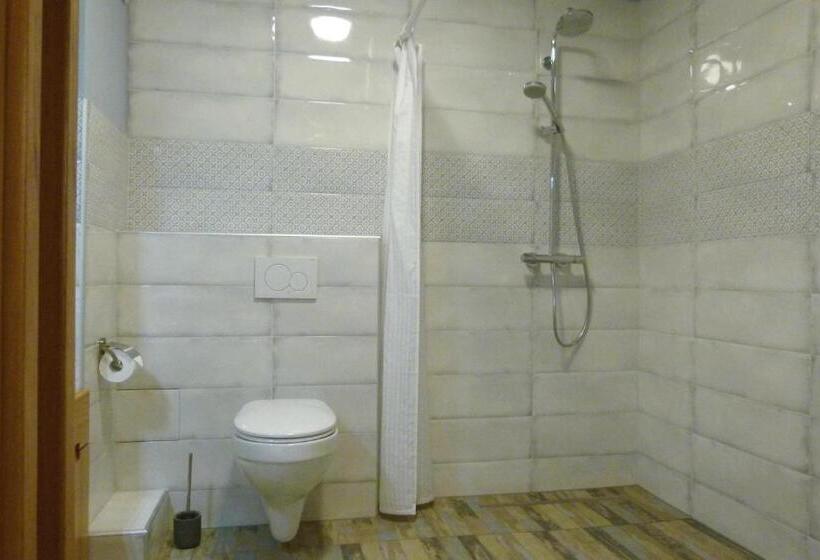 פנסיון Haus Monti