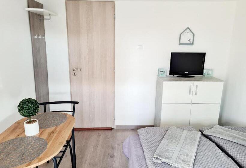 膳宿费 Hócza House Poroszló