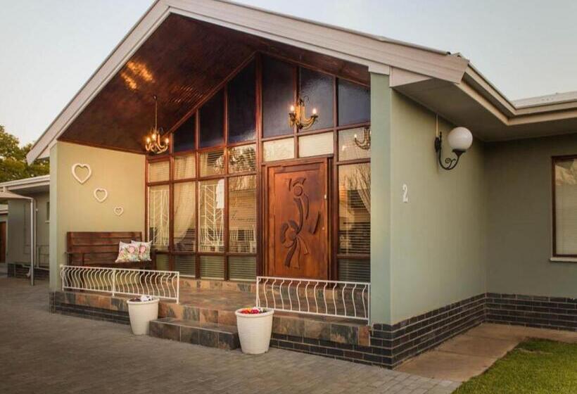 ペンション Hearts Haven