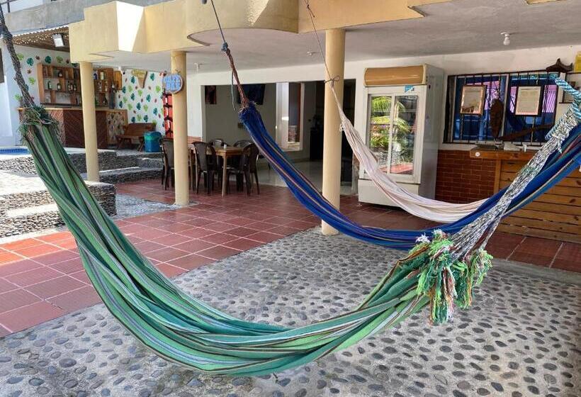 پانسیون Manakin Tayrona