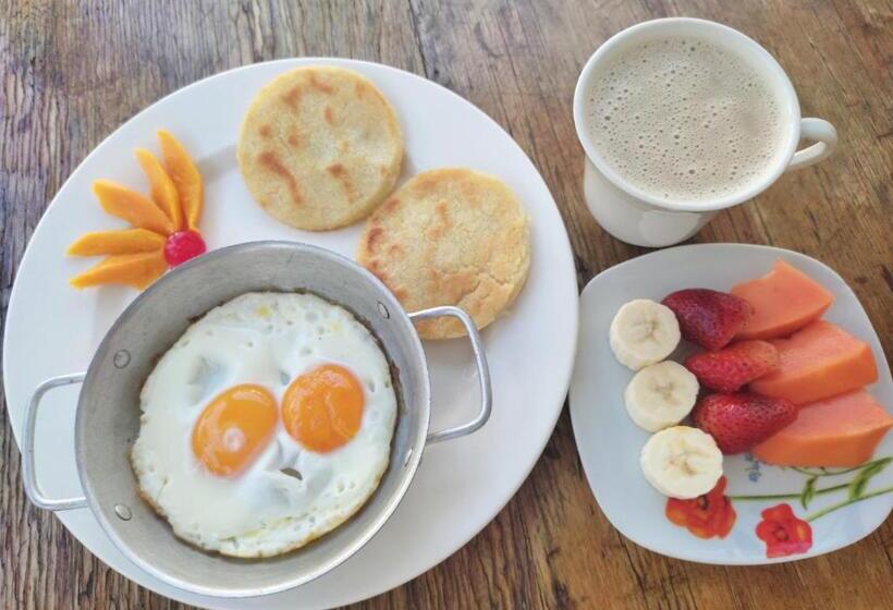 پانسیون Manakin Tayrona