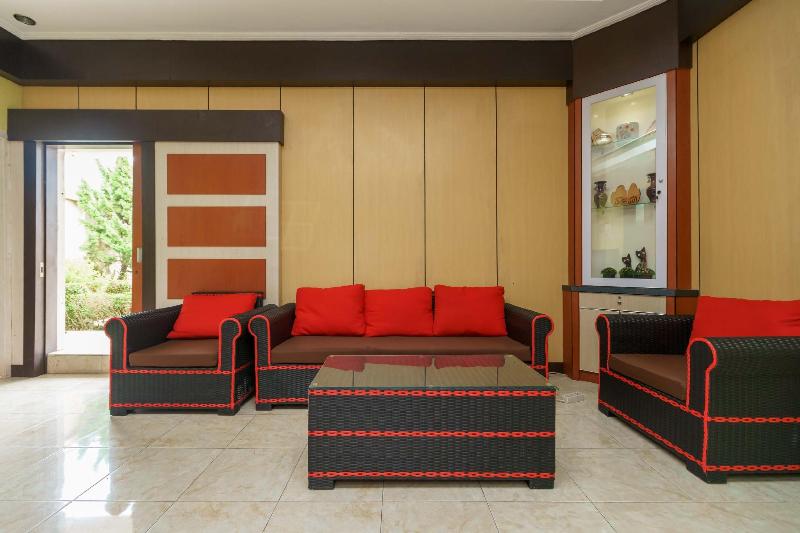 פנסיון Reddoorz Syariah @ Mora Garden Bungo