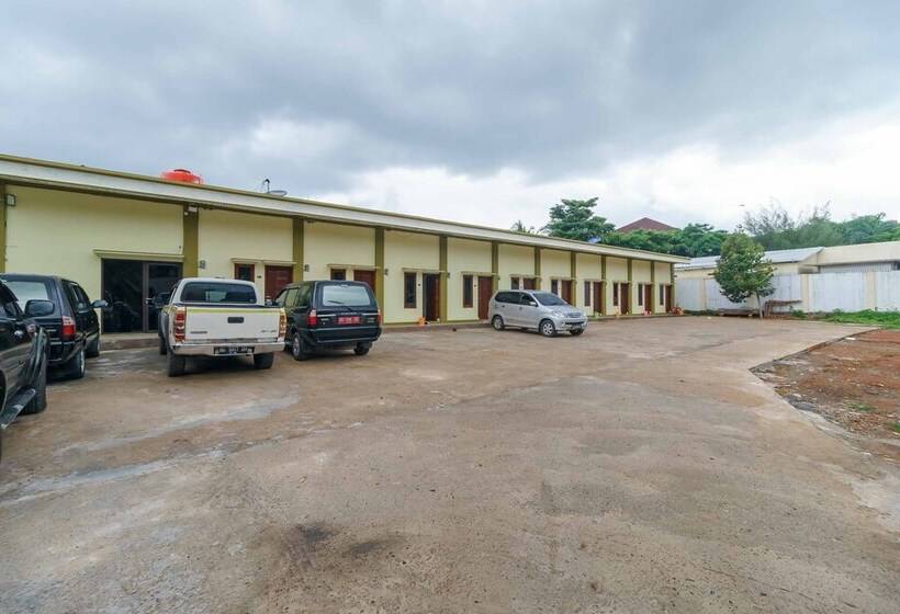 פנסיון Reddoorz Syariah Near Rsud Dr Hm Rabain