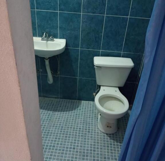 Пансион Room In Guest Room   Lodging And Camping The Island