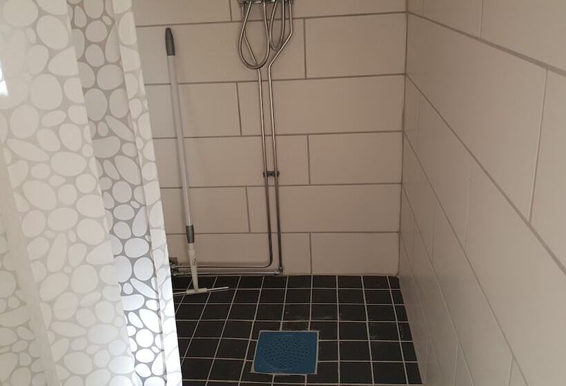 ペンション Sjotorps Hostel