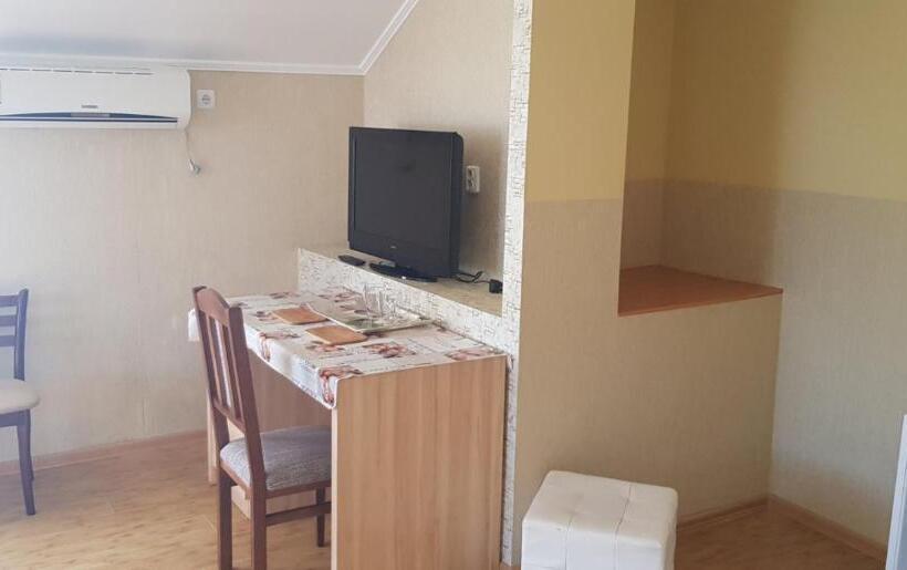 پانسیون Villa Vera