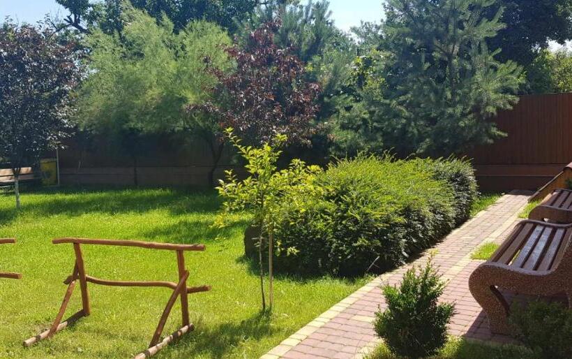 פנסיון Villa Vera