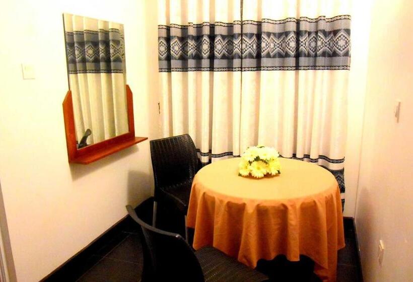 פנסיון Wingate Hotel Wilgamuwa