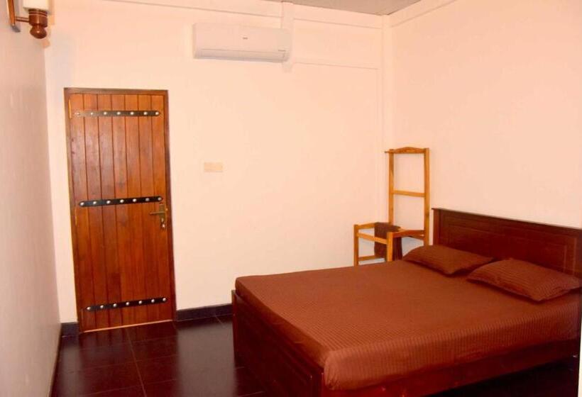 بنسيون Wingate Hotel Wilgamuwa