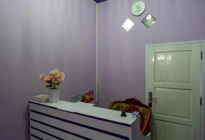 Reddoorz @ Hotel Aulia Majene