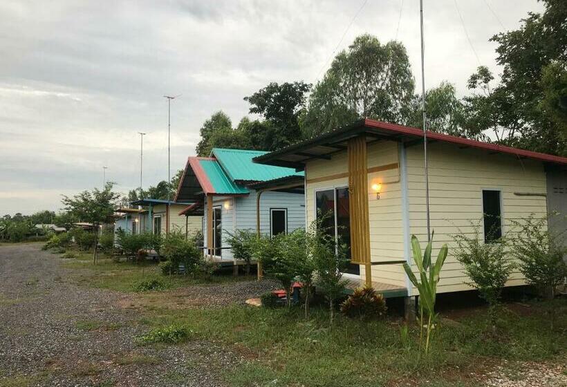 リゾートホテル Baan Pak Wangthong