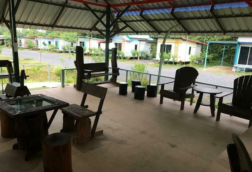 استراحتگاه Baan Pak Wangthong