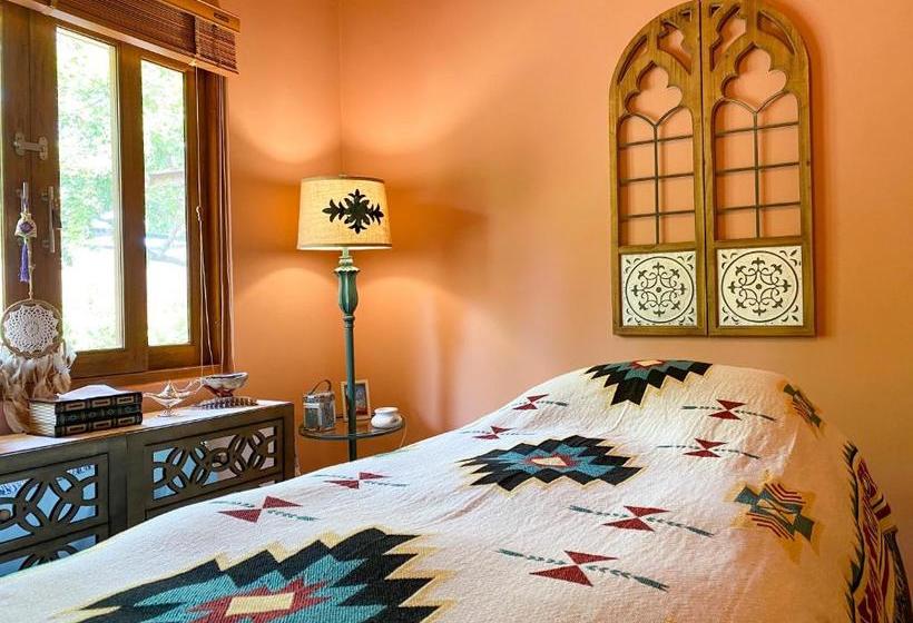 리조트 Namreka Sanctuary Wellness Retreat