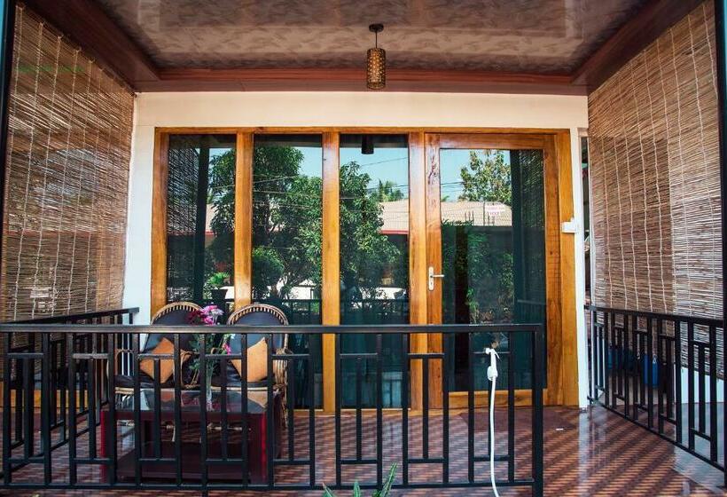 리조트 Patnem Beach Cottages