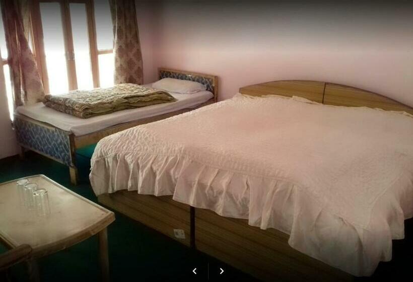 Tridev  Hotel And Restaurant