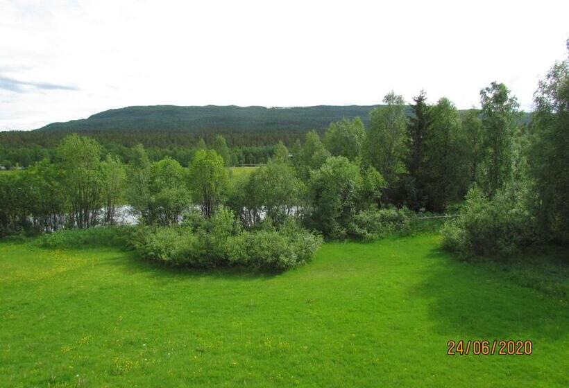 Vandrarhemsboende På Ammarnäsgården