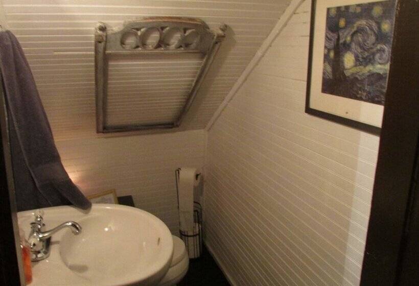 Whole Hearts Bed And Breakfast