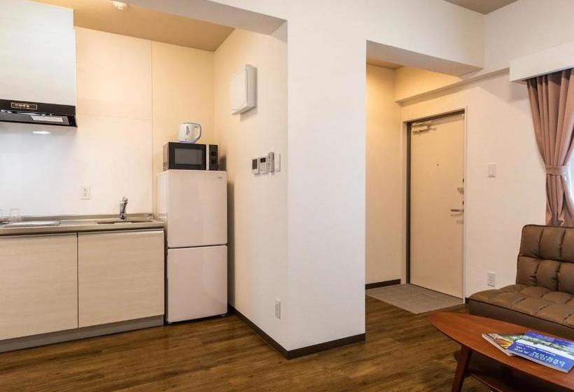 הוסטל Mr.kinjo Inn Kadena