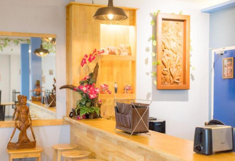 ユースホステル The Blue Place Dmk