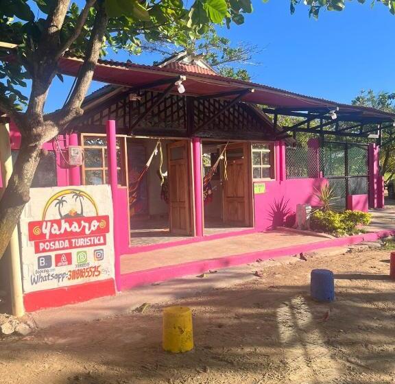 فندق صغير Yaharo Posada Turística