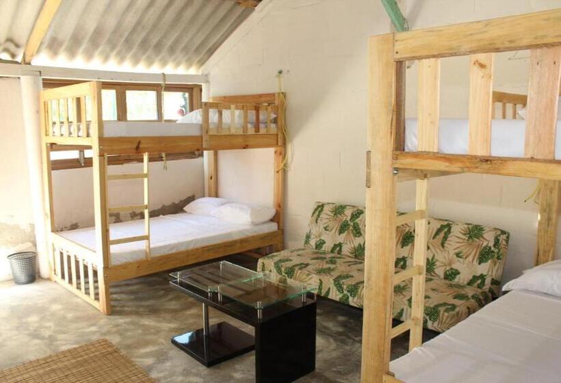 فندق صغير Yaharo Posada Turística