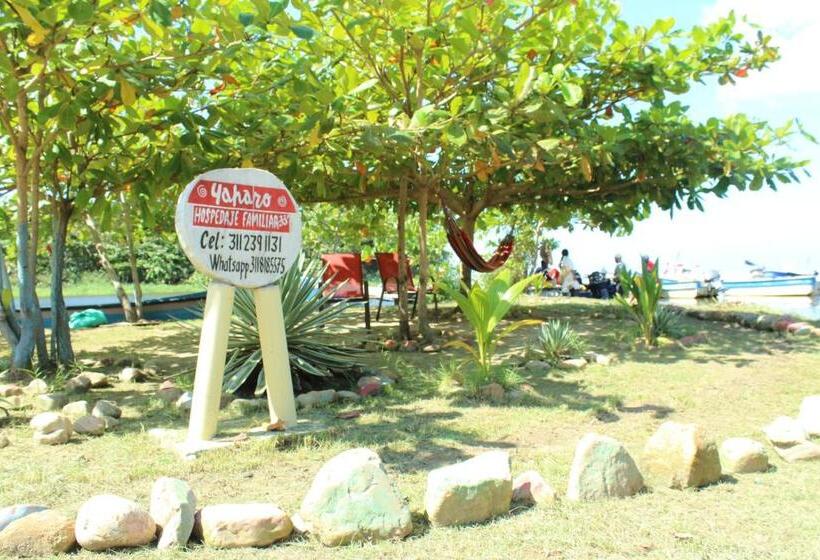 فندق صغير Yaharo Posada Turística