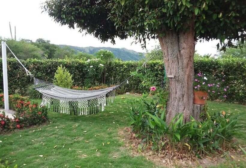 مبيت وإفطار C&h Campestre El Oasis