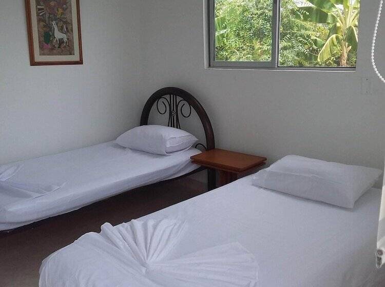 مبيت وإفطار C&h Campestre El Oasis