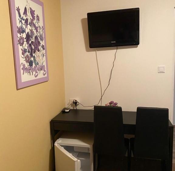 ベッドアンドブレックファースト Kamarás Klastrom House