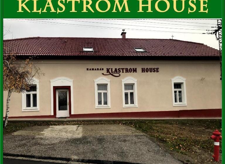 צימר Kamarás Klastrom House