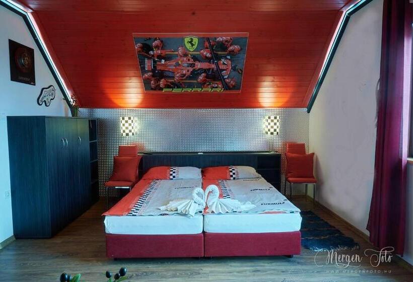 مبيت وإفطار Kamarás Ring House