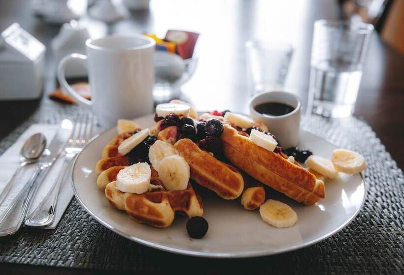 ベッドアンドブレックファースト La Maison Bellemare