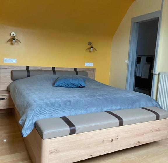 مبيت وإفطار La Pénate