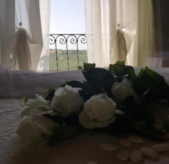 ベッドアンドブレックファースト La Terrazza Sui Vigneti Rovescala