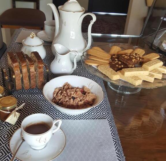 ベッドアンドブレックファースト La Terrazza Sui Vigneti Rovescala