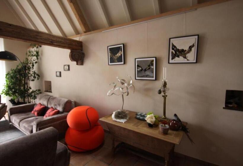 민박 La Tour Des Fées Spa